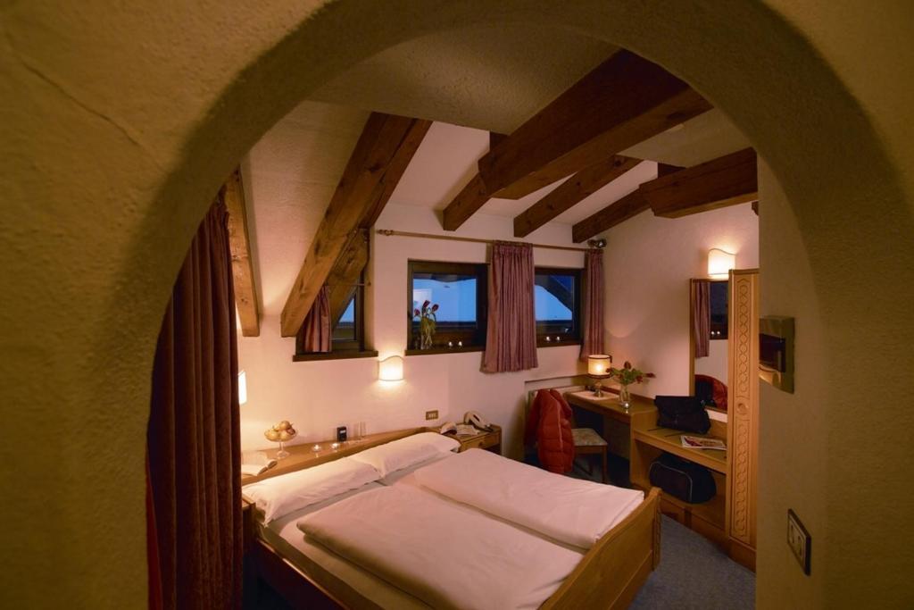 Hotel Weisses Lamm 3*